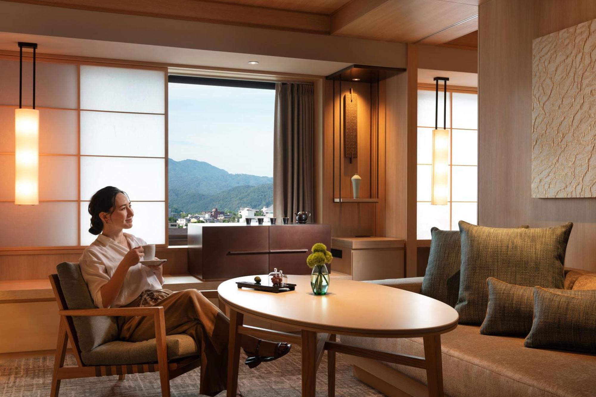Hotel Doubletree By Hilton Kyoto Higashiyama Exterior foto